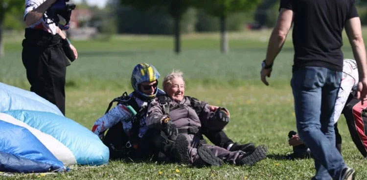 103-year-old woman becomes world's oldest parachuter