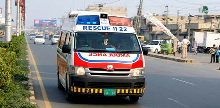 Five killed in dumper-van collision in Thatta