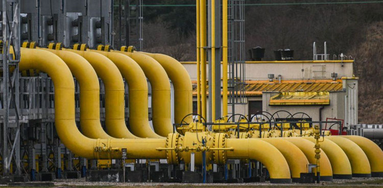 Russia's Gazprom further cuts gas deliveries to France