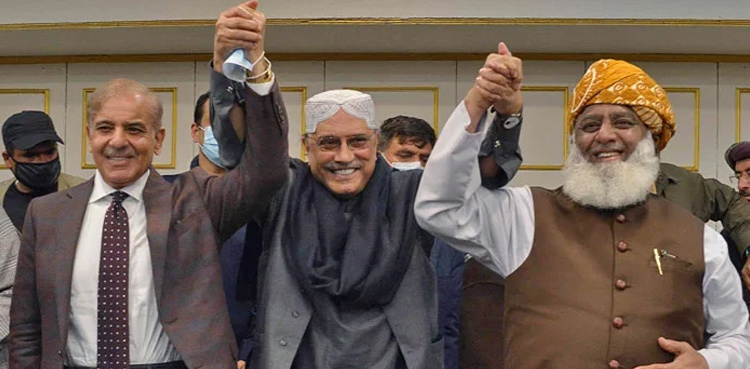 Asif Ali Zardari tasked for in-house change in Punjab