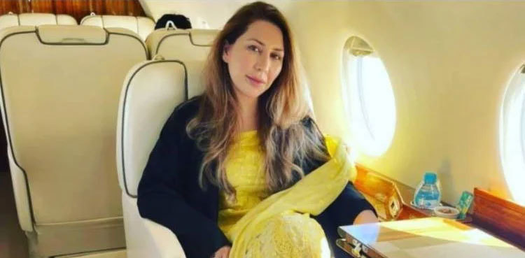 Government decides to bring Farah Khan back to Pakistan