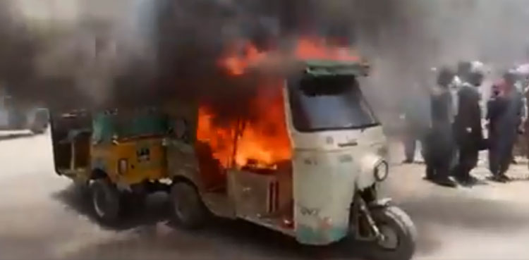 Fire Rickshaw Drivers set rickshaws on fire over fuel price shock