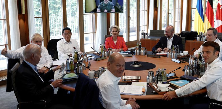 G7 nears oil price cap deal