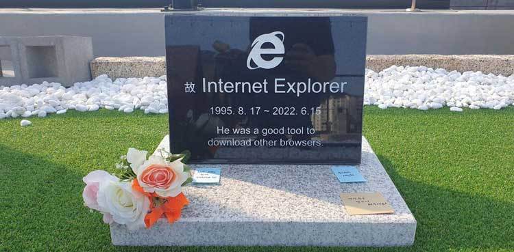 Internet Explorer gravestone goes viral in South Korea