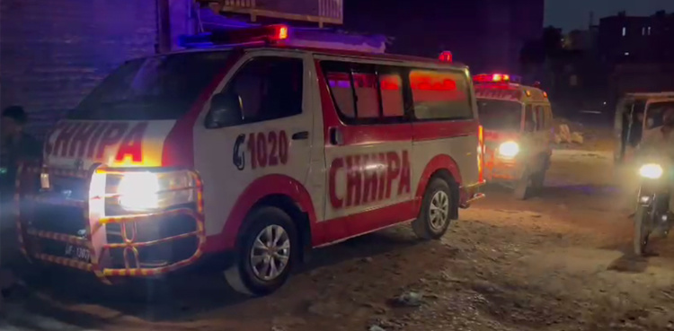 Two killed, one wounded during firing at protestors in Karachi