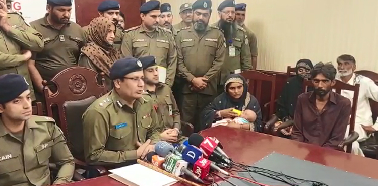 Abducted newborn recovered from Kasur, three arrested
