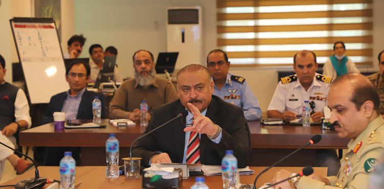 NCOC makes face masks mandatory as Covid numbers rise