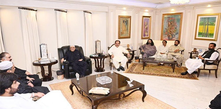 Multiple leaders from Balochistan join PPP after meeting with Asif Ali Zardari