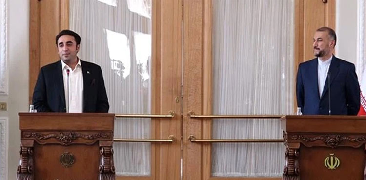 Pakistan, Iran vow to further strengthen bilateral ties