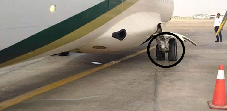 Karachi-bound PIA plane narrowly escapes accident