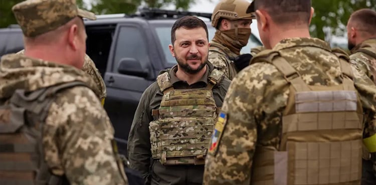Volodymyr Zelensky: Ukraine losing up to 100 soldiers a day
