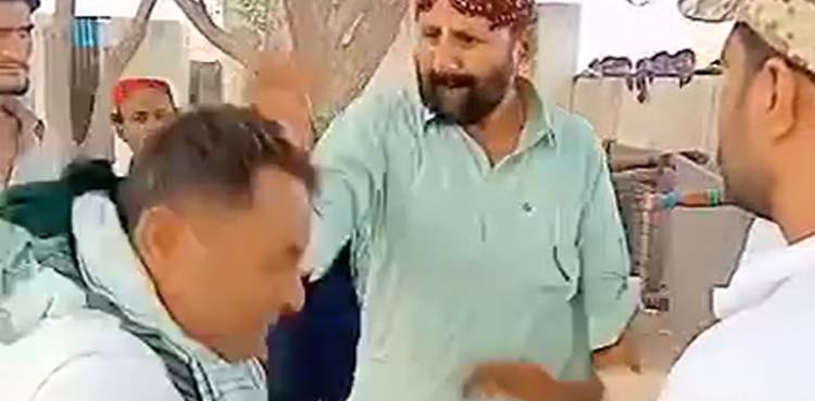 ECP takes notice of health official slapping PO during Sindh LG elections