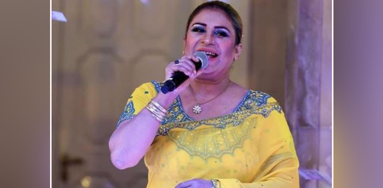 Naseebo Lal aces Naina Lagiyan Barishan, performance video goes viral