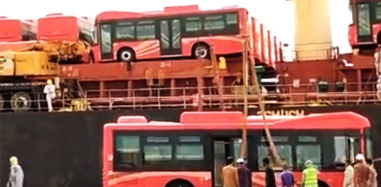 Peoples Bus Service: 100 more buses reach Karachi from China