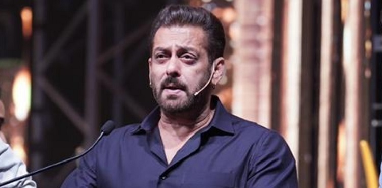 Salman Khan breaks down in tears