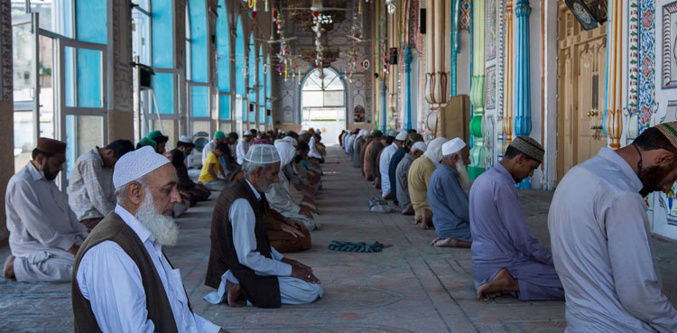 In Eid guidelines, NCOC urges people to stay indoors during holidays