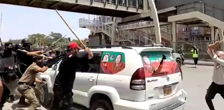 PTI prepares list of govt officers who backed 'illegitimate moves'