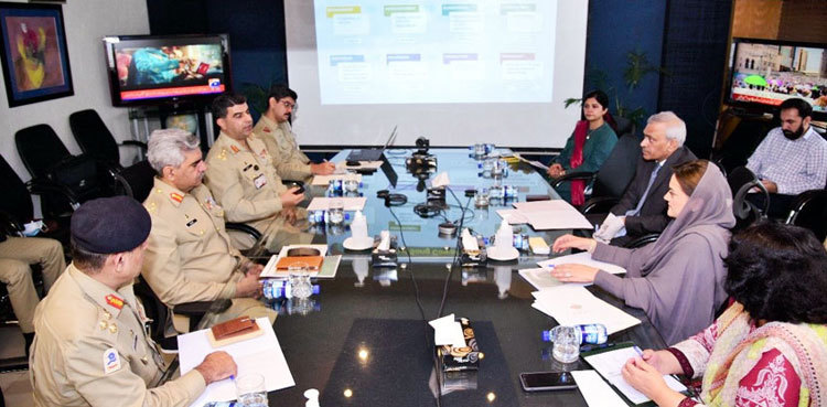 DG ISPR visits PTV headquarters, meets Marriyum Aurangzeb