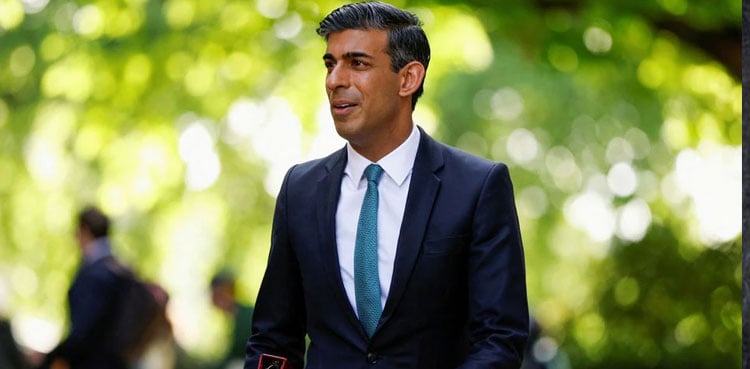 Sunak announces bid to become British PM