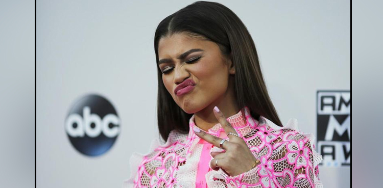 Zendaya and other celebrities who live with parents