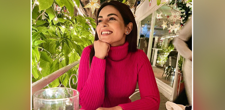 Amar Khan shares relationship advice with viral picture