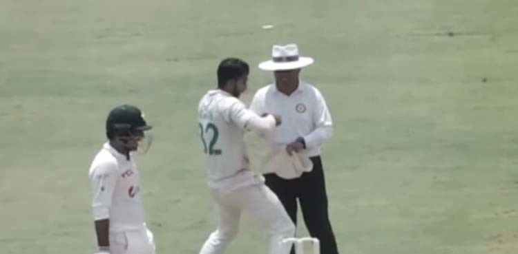 Viral video: Hassan Ali teases umpire to get decision of his choice