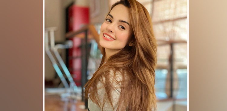 Komal Meer's latest pictures goes viral