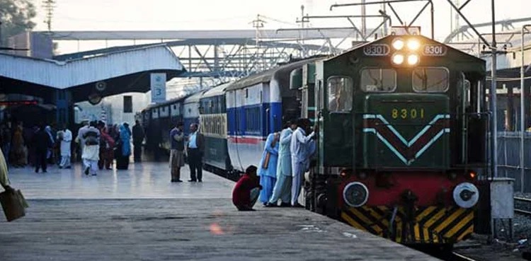 Karachi: Pakistan Railways to restore four more trains