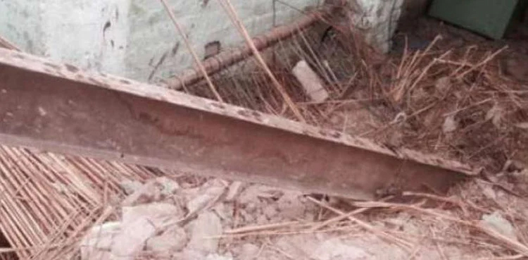 Roof collapse injures eight of family in Faisalabad