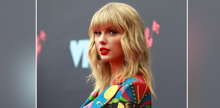 Taylor Swift lends personal items to display at London museum