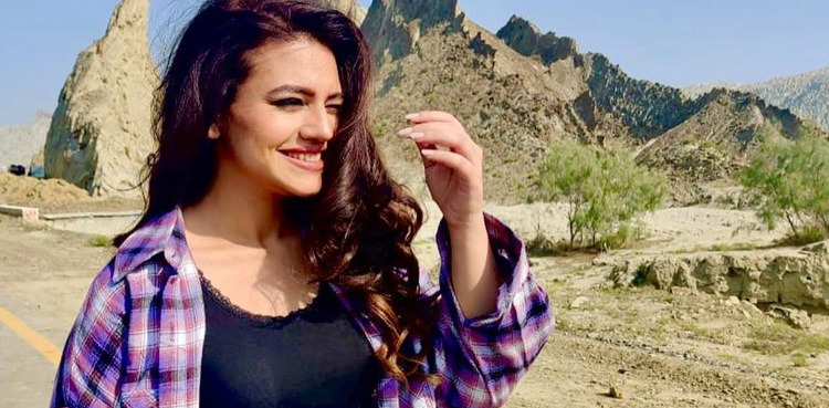 Zara Noor Abbas shares important advice on marriage