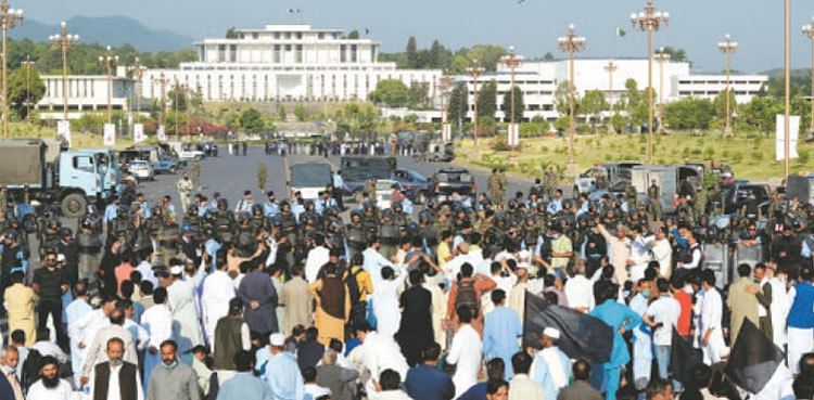 Federal employees to protest outside parliament on Sep 14