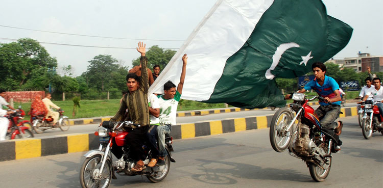 Lahore: Strict action against harassment, one-wheeling on Aug 14