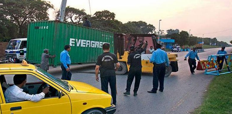 Islamabad: Red Zone sealed ahead of PTI's ECP protest
