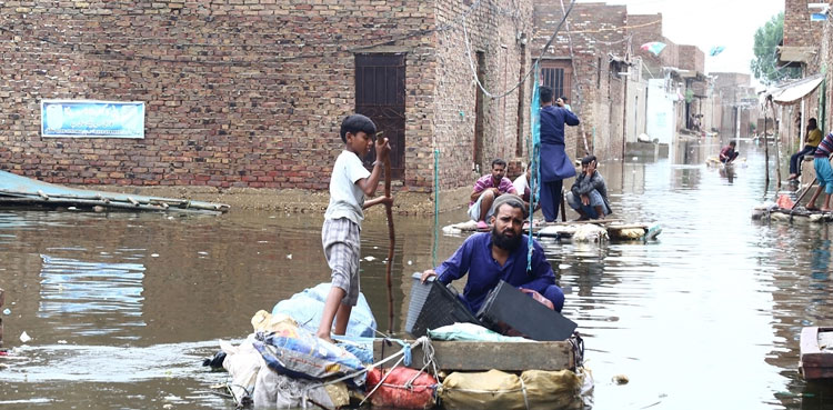 Floods claim 30 more lives in Sindh, death toll reaches 293