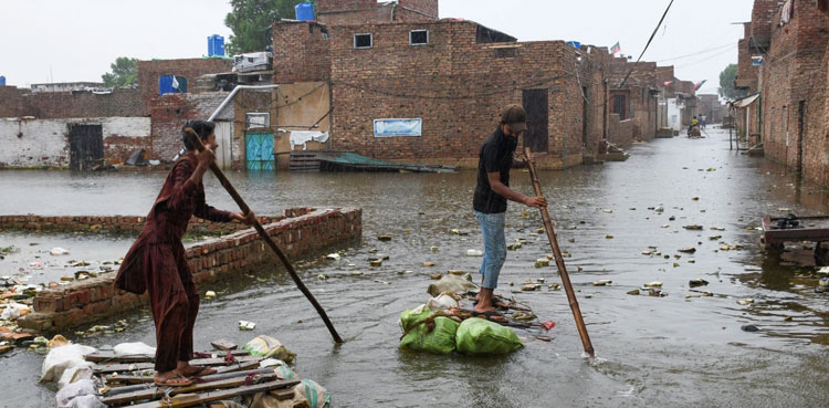 Heavy rains, floods wreak havoc as death toll reaches 945