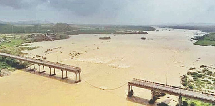 Harnai cut off as flood damages major highways