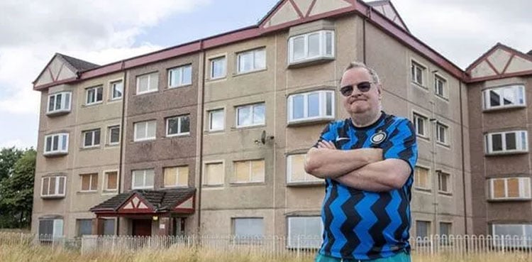 Only resident living on 'Britain's loneliest street' refuses to leave