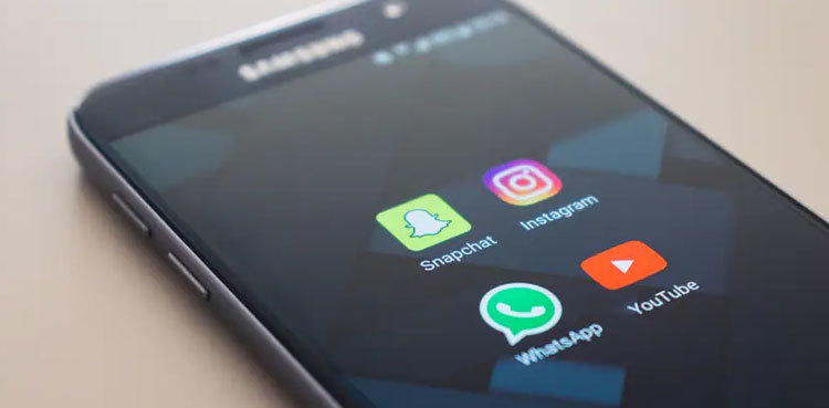These WhatsApp, YouTube apps can destroy your Android phones