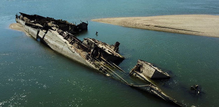 Low water levels on Danube reveal sunken WW2 German warships