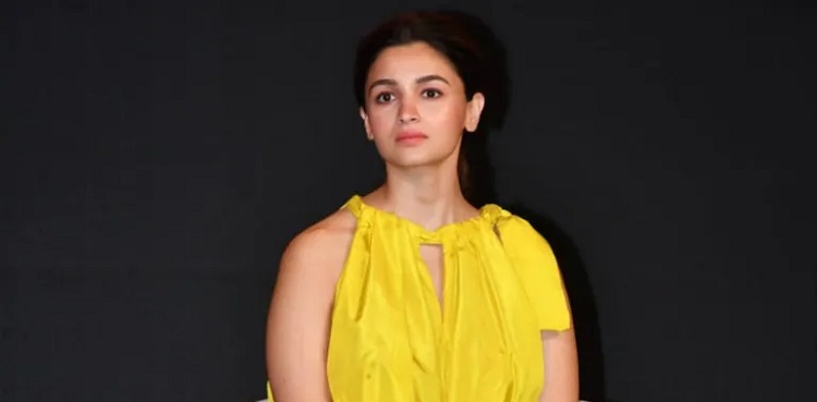 Alia Bhatt shuts down trolls over 'nepotism' debate