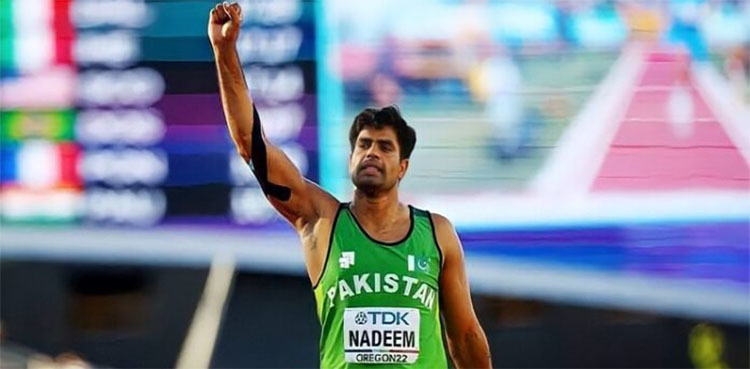 PM Shehbaz Sharif, Imran Khan, COAS Bajwa laud Arshad Nadeem