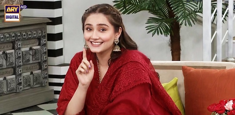 Dur-e-Fishan Saleem reveals secrets of her glowing skin