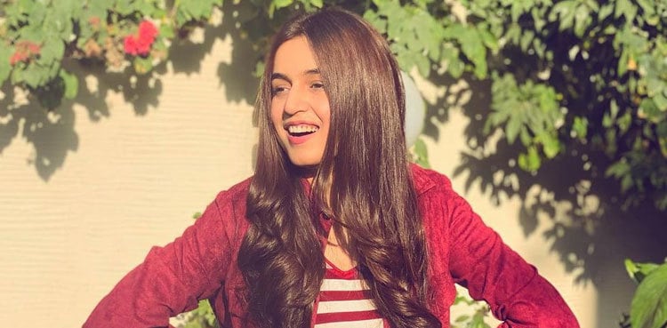 'You look like Roomi from Mere Humsafar', fan tells Hira Khan