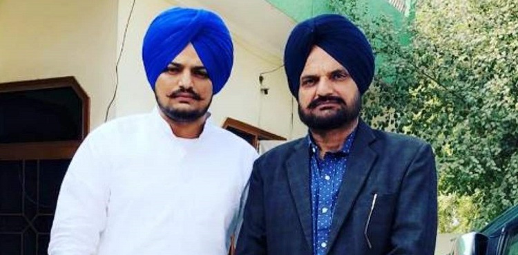 Sidhu Moose Wala murder: Father alleges 'politicians' involvement'