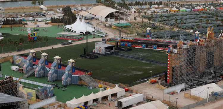 One killed, dozens injured as high winds cause stage collapse at Spain festival