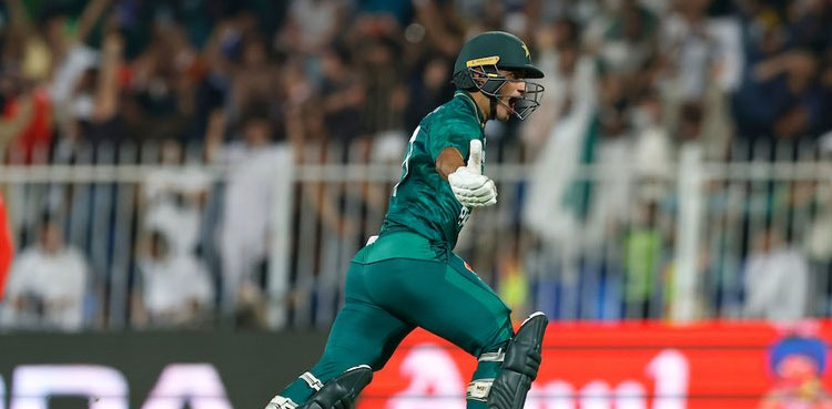 Naseem's last-over heroics take Pakistan to Asia Cup final, India out