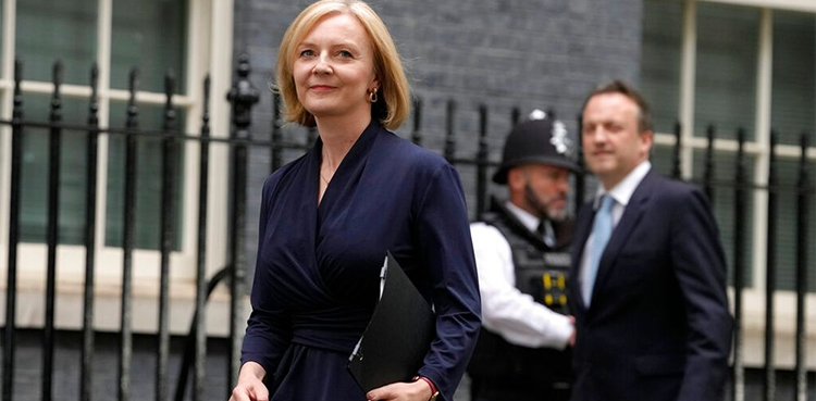 UK's new PM vows billions in Ukraine aid, admits US trade talks off