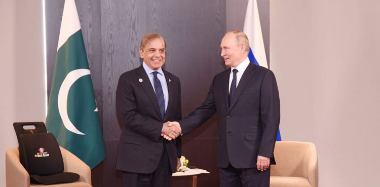 Russia's Putin says pipeline gas supplies to Pakistan are possible