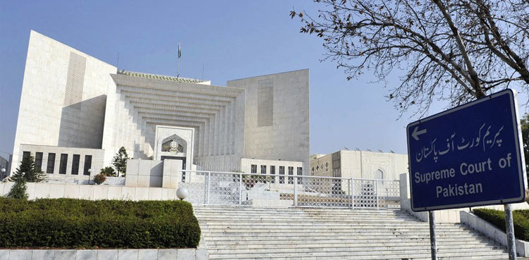 SC issues notice to Centre on Imran Khan's plea against NAB laws